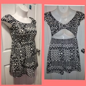 Deb Black & White Printed Open Back Dress Sz L